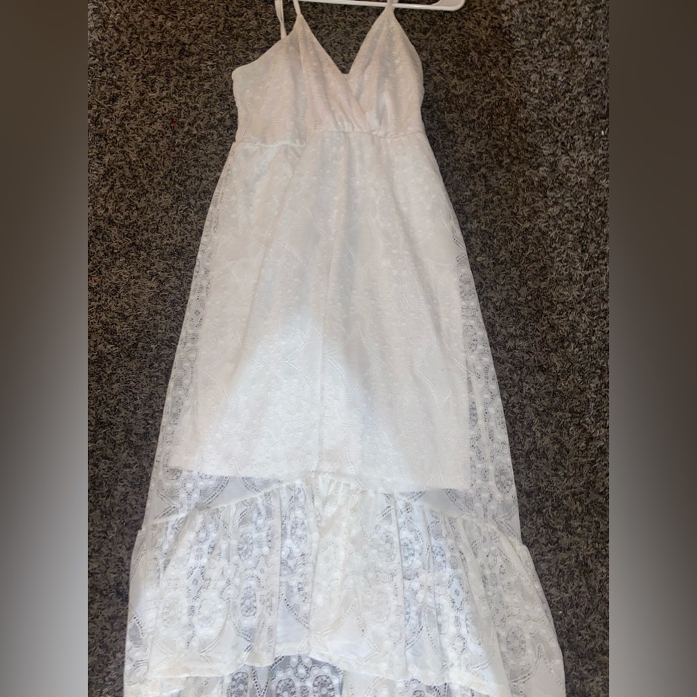 White laced dress